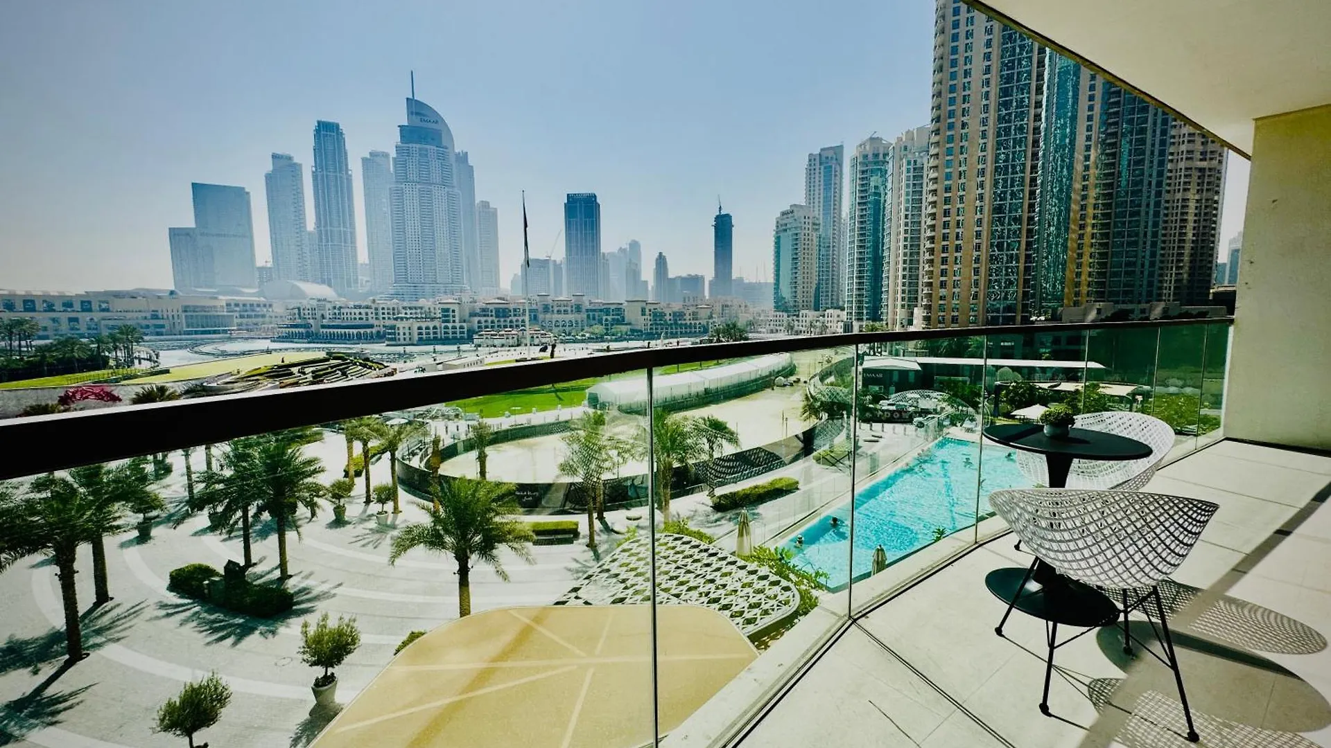 Venduras Homes -Grande Tower, Downtown Dubai, Burj Khalifa & Fountain Views Dubai