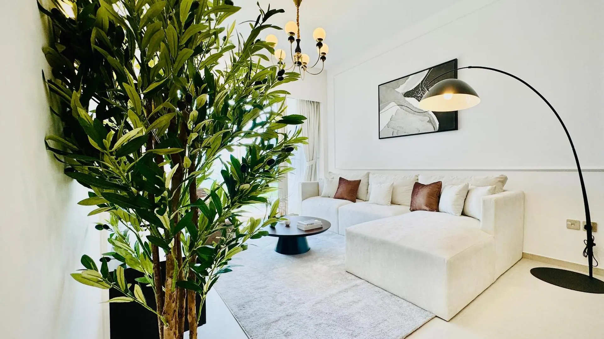 Venduras Homes -Grande Tower, Downtown Dubai, Burj Khalifa & Fountain Views location