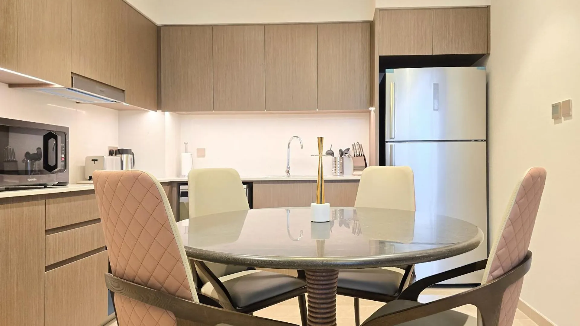Apartment Venduras Homes -Grande Tower, Downtown Dubai, Burj Khalifa & Fountain Views